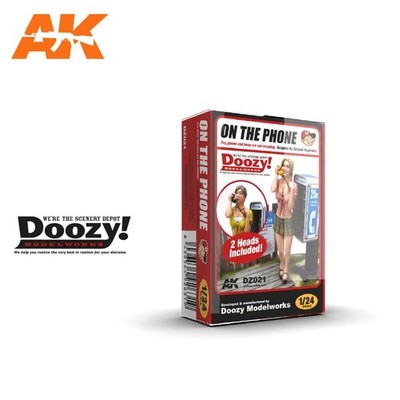 AK-DZ021 Doozy 1/24 On The Phone
