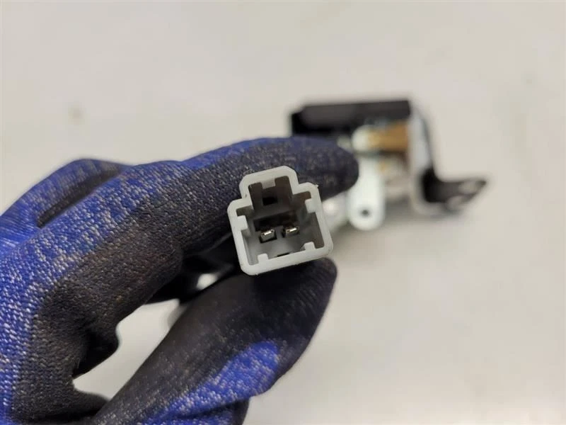 Защелка задней двери/хэтча 2005 Honda CR-V - Изображение 4 из 4