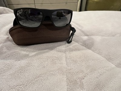 Maui Jim Men's Rectangle Full Rim Sunglasses Black Frame Gray Tinted Lenses