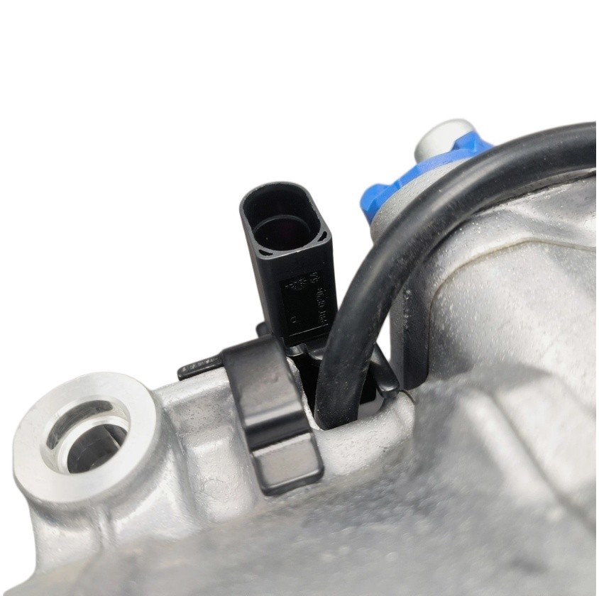Bentley Mulsanne 2010-2020 Compressor with bracket P/N 3Y0820803A