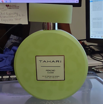 Tahari Pistachio Cloud Eau de Parfum Spray Regular Size 3.4 fl oz / 100 mL