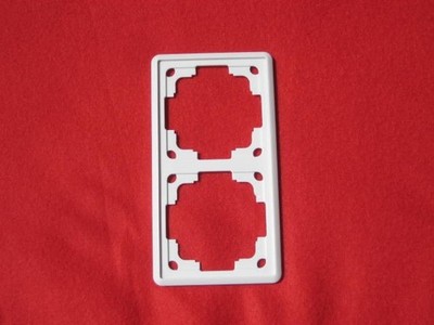 1 Original GIRA Abdeckrahmen 2-fach 1846 System Standard (alt) reinweiß