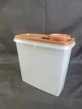 Tupperware Cereal Keeper Container 13 Cup #469 With Brown Pour Seal