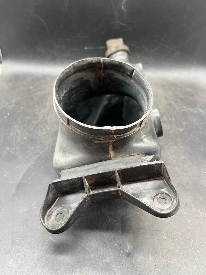 1987-1991 Chevrolet GMC Truck Suburban Blazer OEM HVAC Air Duct Tubing 15602319 - Image 3 of 4