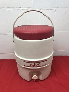 igloo 2 gallon