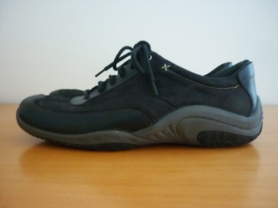 hush puppies body shoe