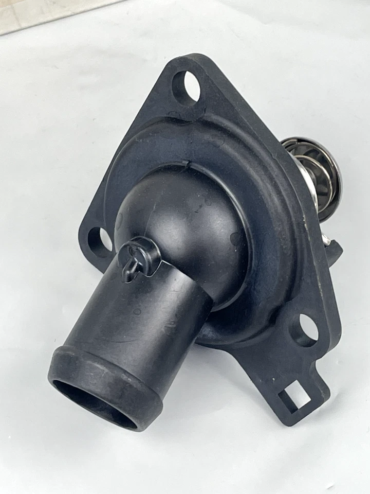 Термостат охлаждающей жидкости двигателя Stant 48747 / выход воды в сборе с корпусом - Изображение 2 из 4