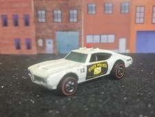 Hot Wheels Redline Police Cruiser Opening Hood, heavy car, nice roller