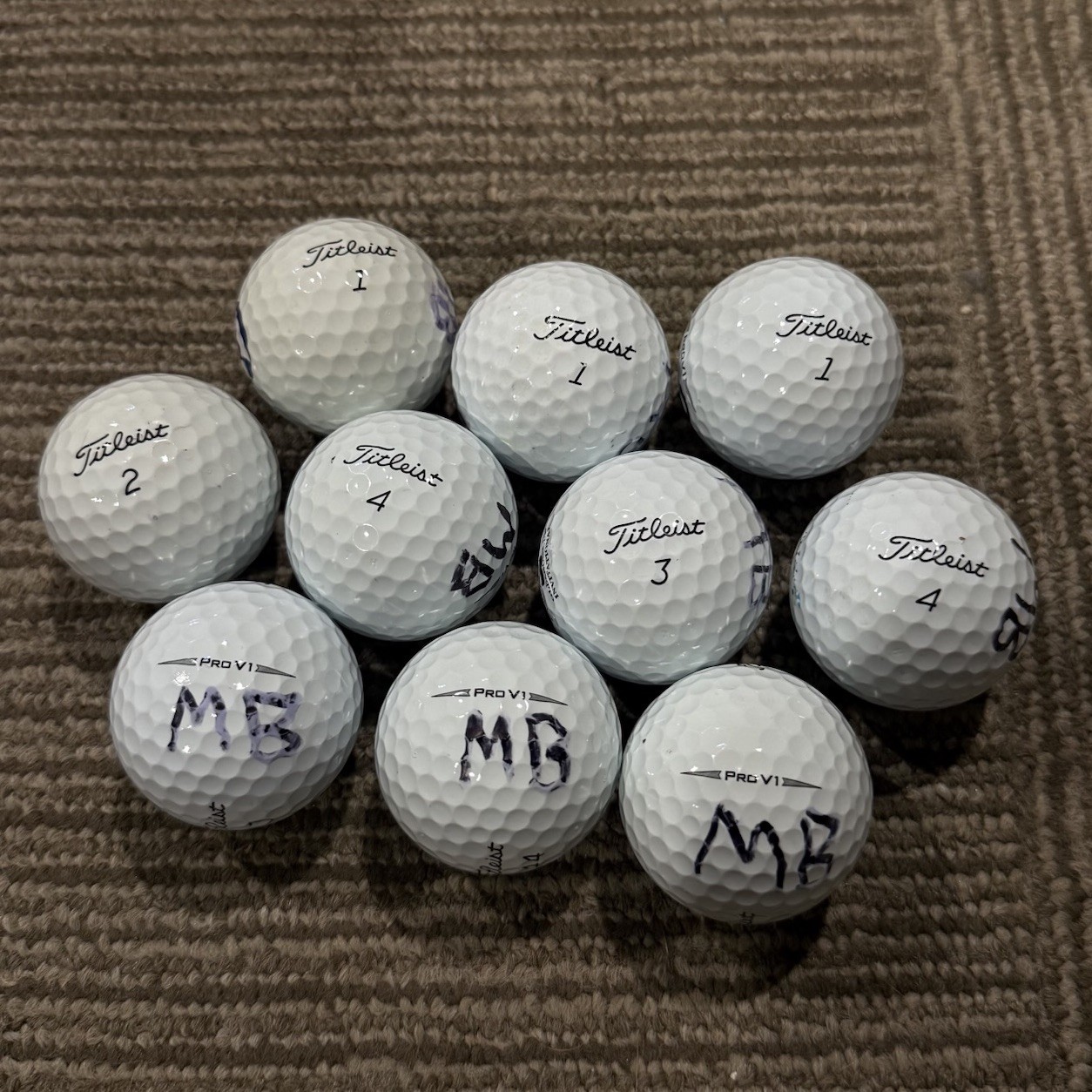 Balls - Near Mint - 10 Pack