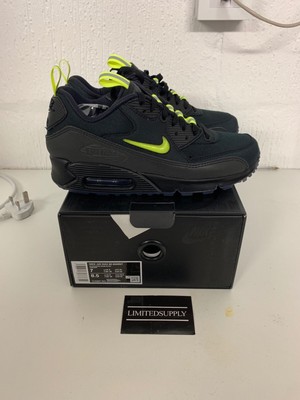 NIKE BASEMENT BSMNT MANCHESTER AIR MAX 90 UK US