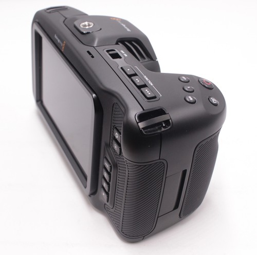 Blackmagic Design Pocket Cinema Camera 4K For MFT Mount - Picture 6 of 6