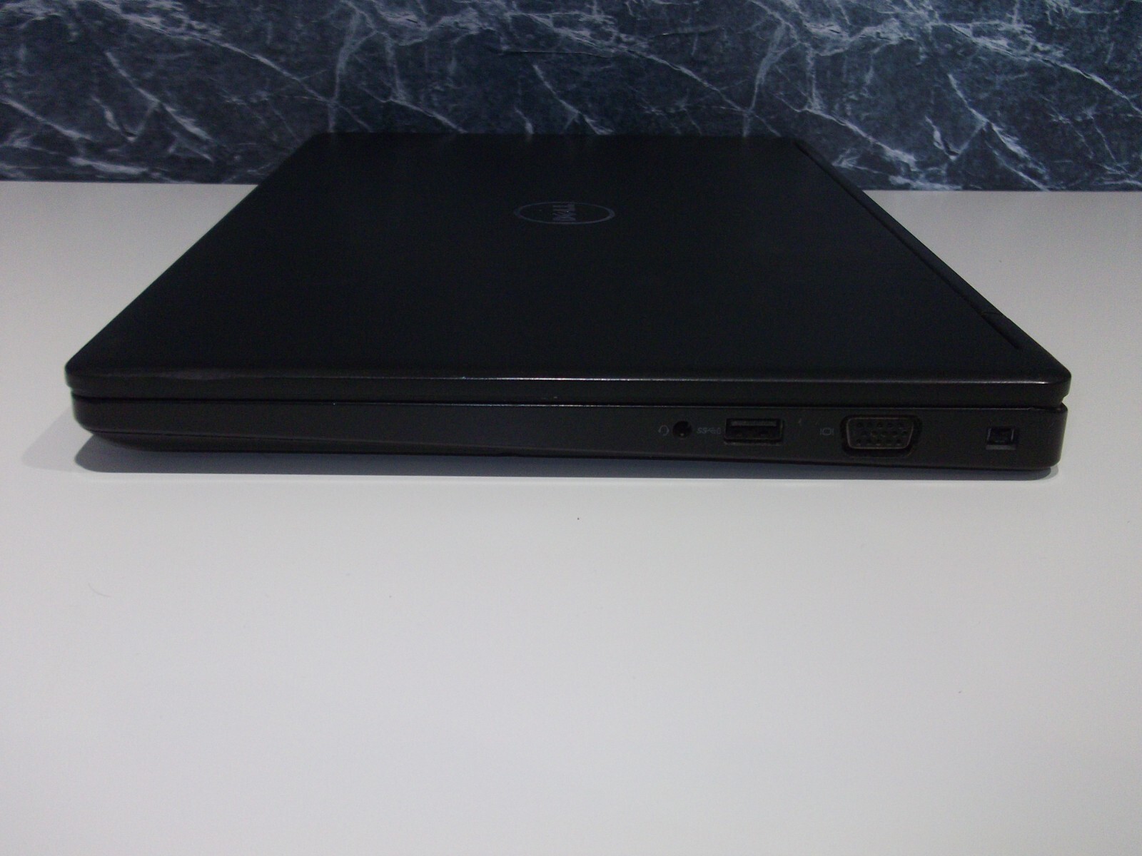 Dell Latitude 5480 14.1" Core i5-6200 2.30GHz 8GB RAM 256GB SSD Windows10 Laptop - Picture 9 of 14