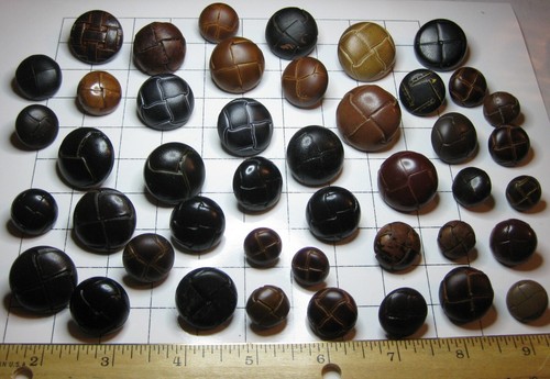 Vintage Leather Blazer Button Lot - 75 Plastic & Leather / Various Colors Sizes - Picture 7 of 11