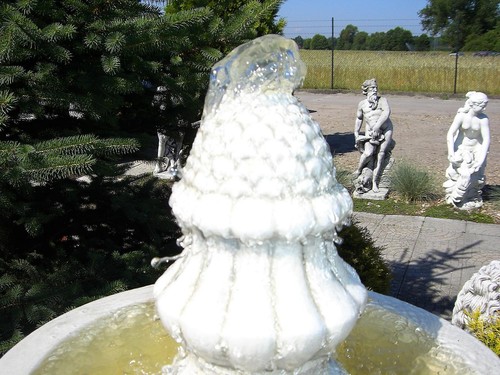 Springbrunnen Gartenbrunnen Zierbrunnen Fontäne Wasserspiele Terrassenmöbel - Bild 10 von 11