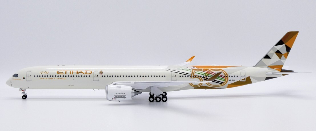 1/200 JCwings エティハド B747-400F Highly detailed JC Wings diecast model airplane Etihad Cargo