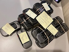 Samsung Convoy 2  3 Lot of 24 Flip Phones