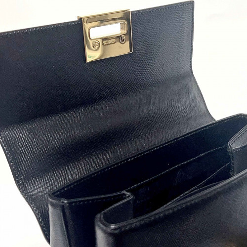 FERRAGAMO 213961761287001 関税送料込 Salvatore Ferragamo Gancini Top Handle Bag with Strap [Black