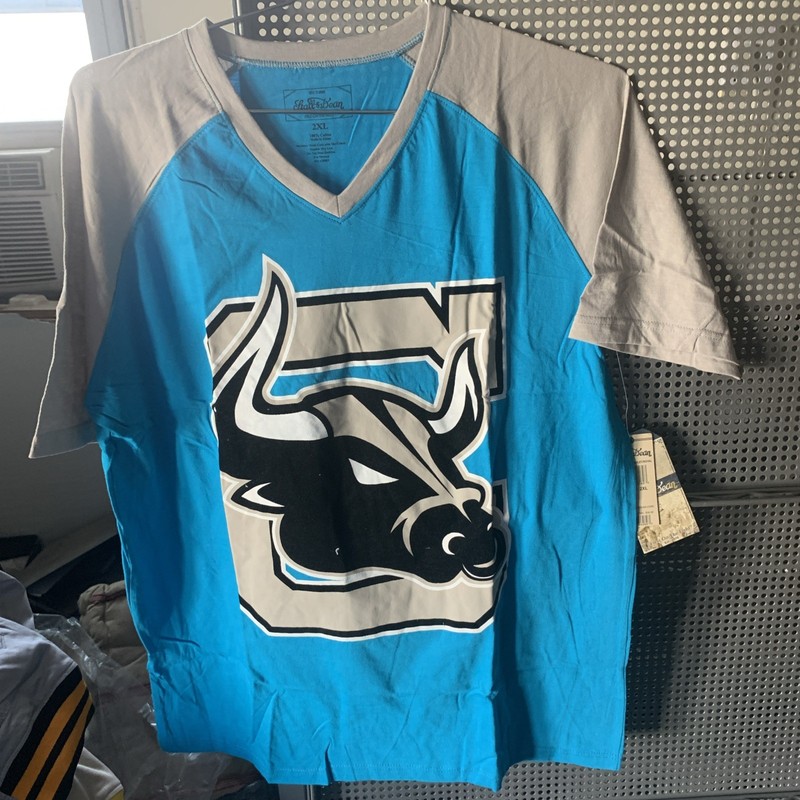 The Bulls Tee Shirt New Stall And Dean 2XL And 3XL To Choose