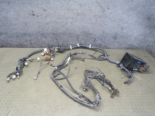 96-98 NISSAN STAGEA WGC34 RB25DE A/T ENGINE BAY WIRE WIRING HARNESS FUSEBOX OEM