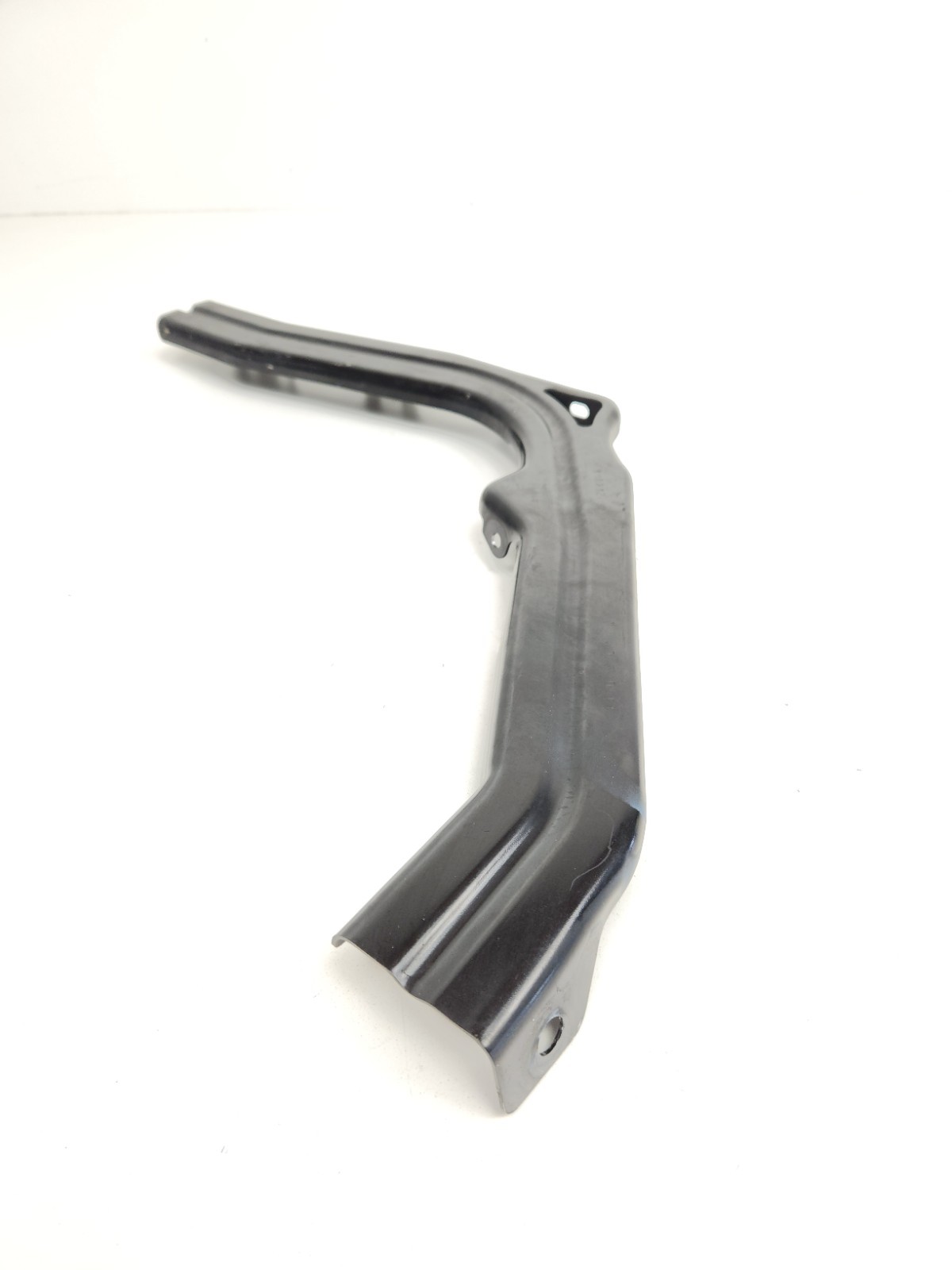 2012-2014 MCLAREN MP4-12C MP4 12C 650 LEFT QUARTER PANEL BRACKET OEM 11A0937CP