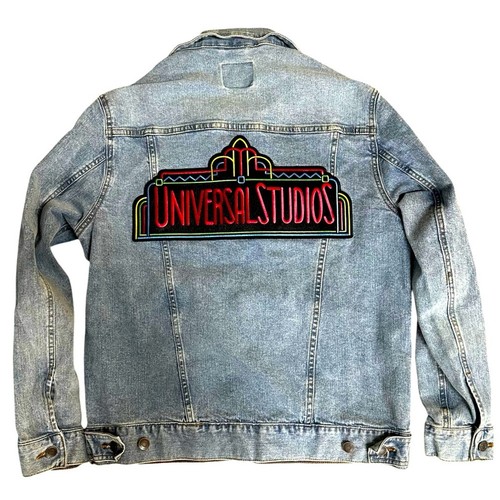 Chaqueta de mezclilla Universal Studios Retro Marquis Neon Logo Talla Mediana - Imagen 1 de 9