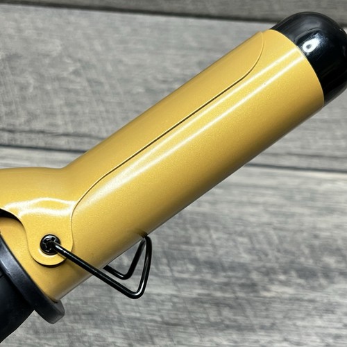 Babyliss Pro CT155SN Ceramic Professional Curling Iron 1 1/2" Black/Gold 400° - Picture 4 of 10