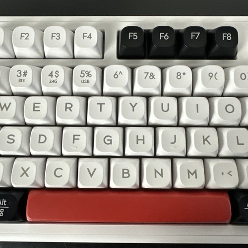 Tecware Spectre 96 RGB White Mechanical Keyboard Customizable LCD Screen - Picture 6 of 16
