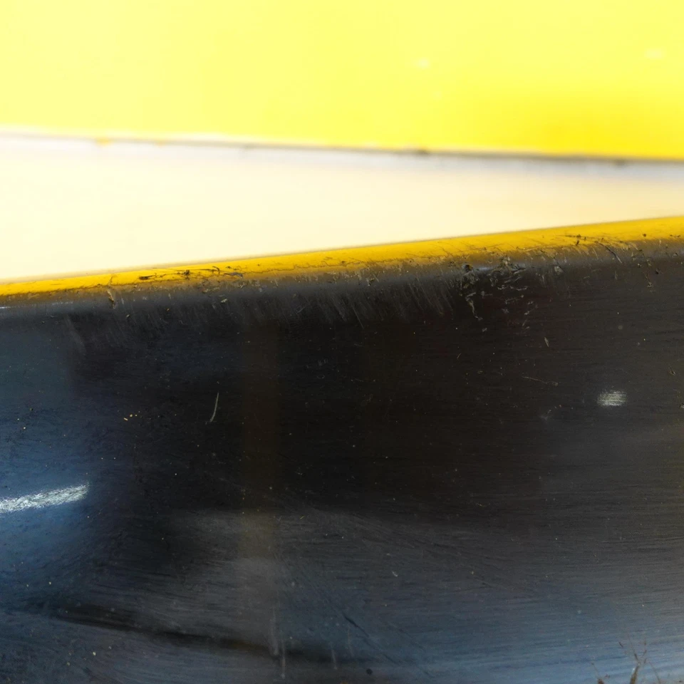 2015 - 2019 Lexus Rc350 Rh Rocker Panel Molding Black Damaged - Image 4 of 4