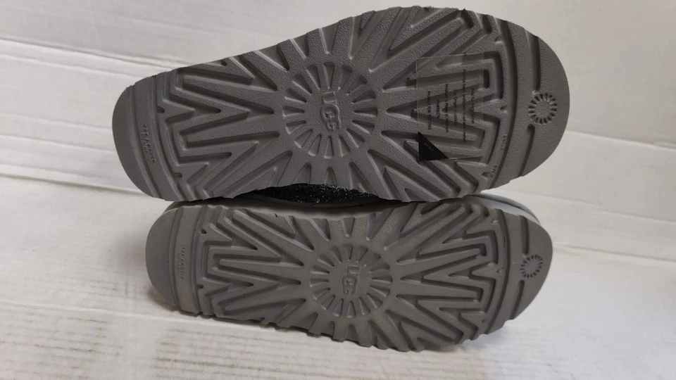 Bota Cosmos clásica mini arco para mujer talla 5 Foto 4 de 4