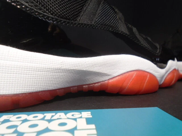 Jordan 11 red shop space jam