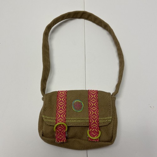 American Girl 18" Doll 2016 Lea Clark Travel Messenger Bag and Passport - Picture 5 of 12