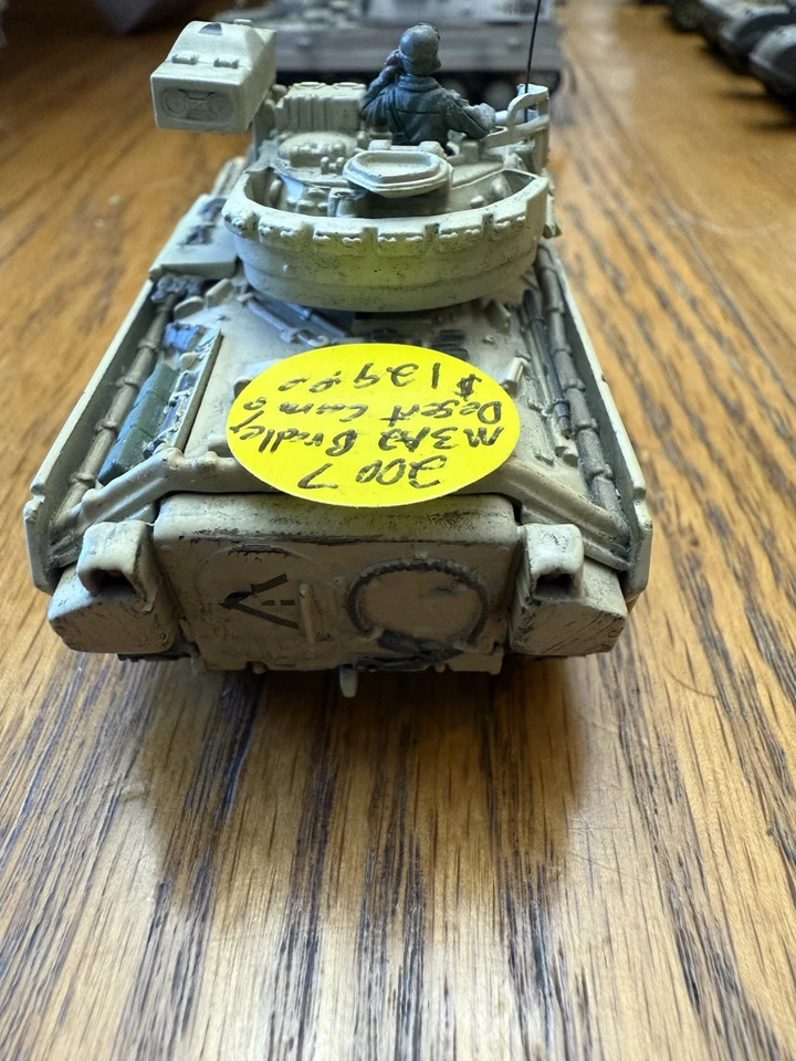 2007 M3A2 Bradley Desert Camo Army Tank - Image 3 of 4