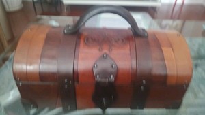 1970'S HANDMADE WESLEY BOBER WOOD & LEATHER STORAGE BOX 14L" x 6"H x 7.5"W