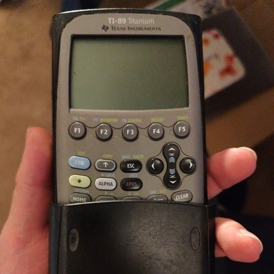 Texas Instruments TI-89 Titanium - Taschenrechner für Schule und Studium