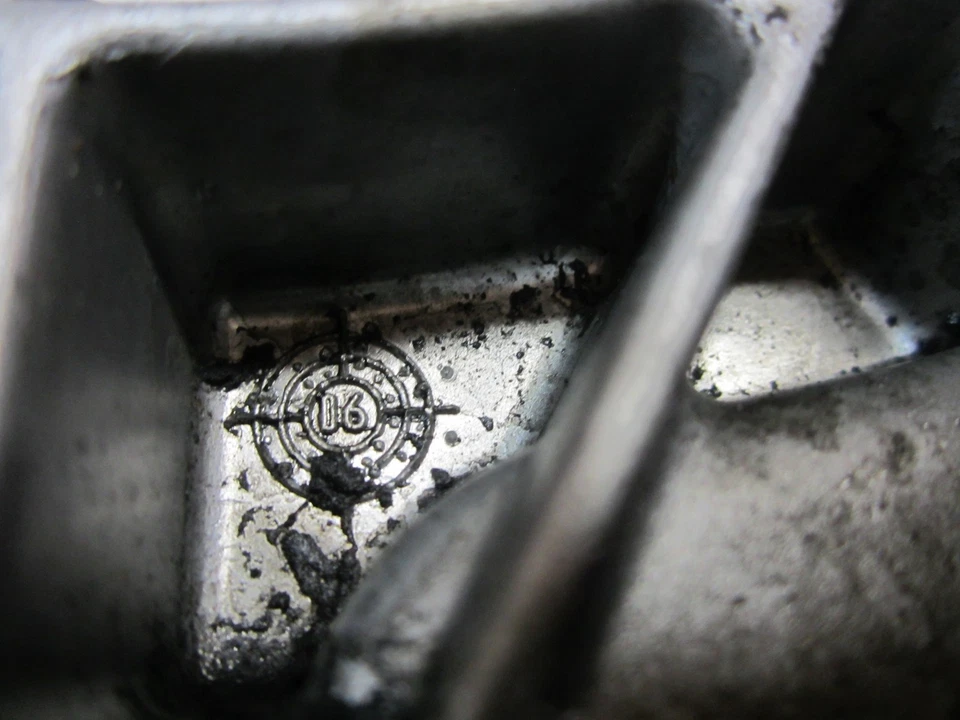 Bomba de aceite del motor Dodge Sprinter 2500 3.0 2009 6421810901 Foto 4 de 4