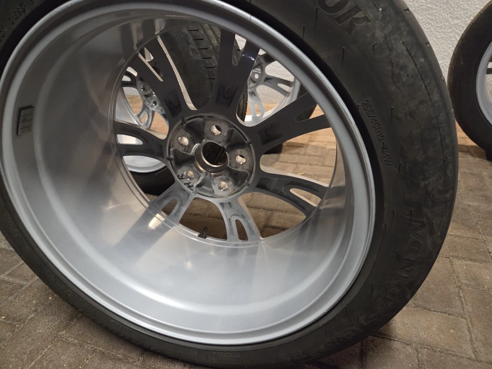 TESLA MODEL Y 19 Zoll Gemini-Felgen 1-4 Stück - Bild 3 von 4