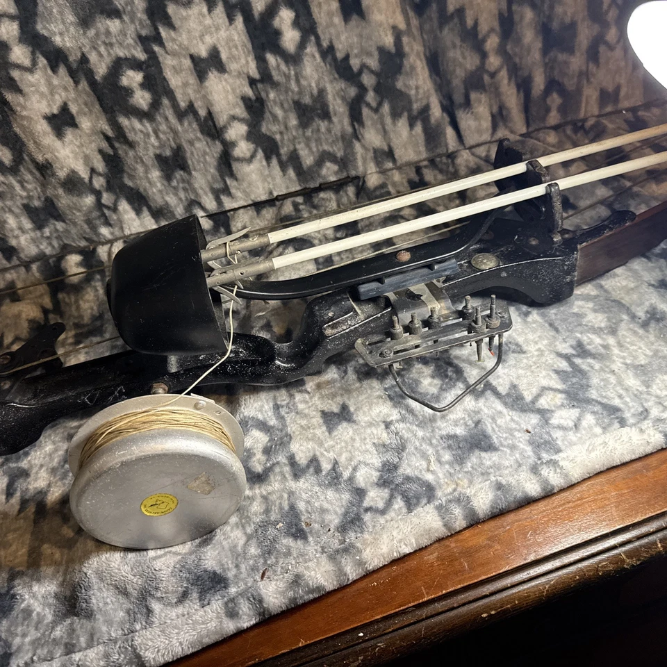 Carrete cajún arco de pesca compuesto de tiro con arco probado cola blanca de oso varios sitios Foto 4 de 4