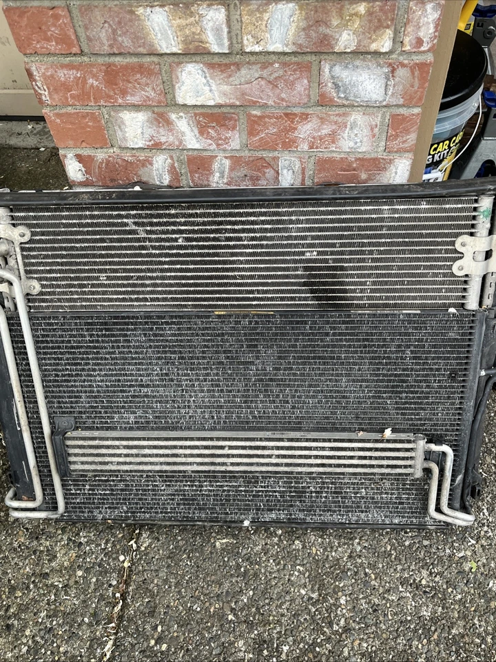 Radiador Audi Q7 Foto 2 de 4