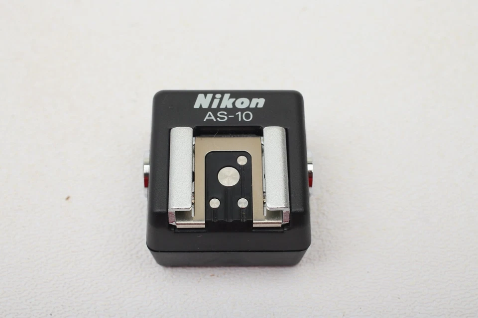 Nikon AS-10 TTL Multi-Flash Adapter foot shoe AS10+connect+GENUINE++MINT/NEW - Image 2 of 4