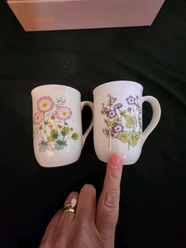 Lotto 2 tazzine caffè vintage giapponesi floreali tazzine beige fiori Giappone - Foto 7 di 7