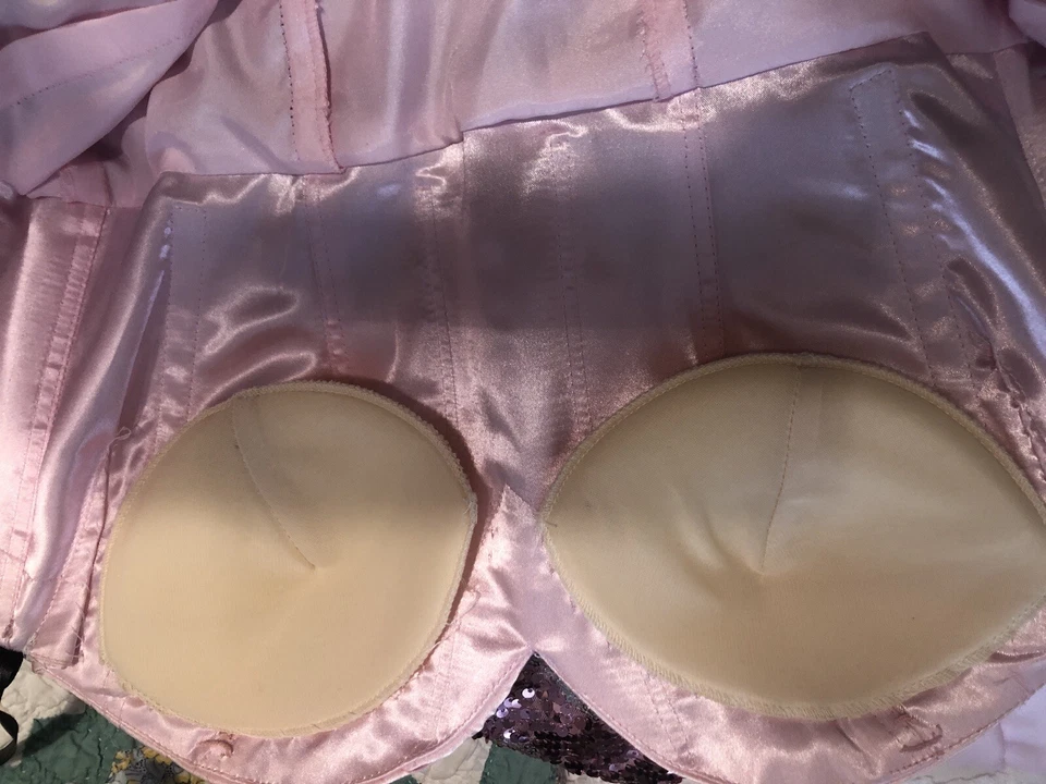 Vestido de Noche Formal Crush RT Formals Baile de graduación Largo Plateado Talla 4 Cuentas Rosa Foto 4 de 4