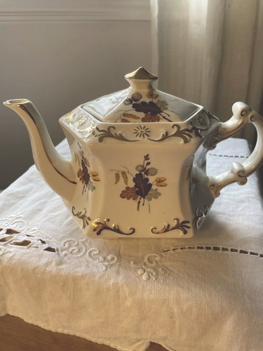 VINTAGE TEA POT ELLGREAVE IRONSTONE ENGLAND HEXAGONAL WOOD & SONS NEUTRAL COLORS - Picture 2 of 10