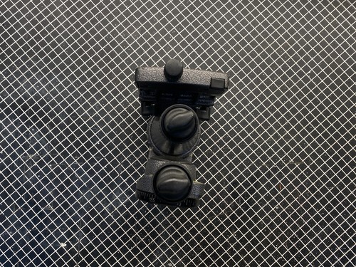 G2380 Gitzo Fluid Tripod Head w/ Plate and Pan Handle - Picture 4 of 7
