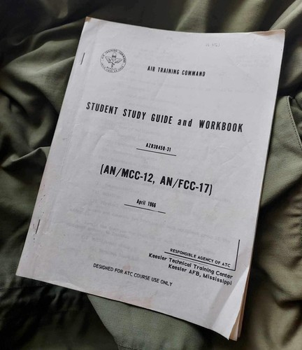 Vtg 1960s Viet-Nam US ATC Air Force Technical Student Workbook & Study Guide - Picture 2 of 10