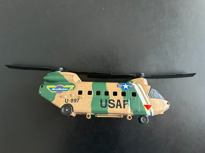 Galoob 1989 Micro Machines Chinook U-897 USAF Helicopter
