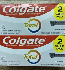 4 TUBES Colgate Total Clean Mint Toothpaste, 5.1 oz Value Pack