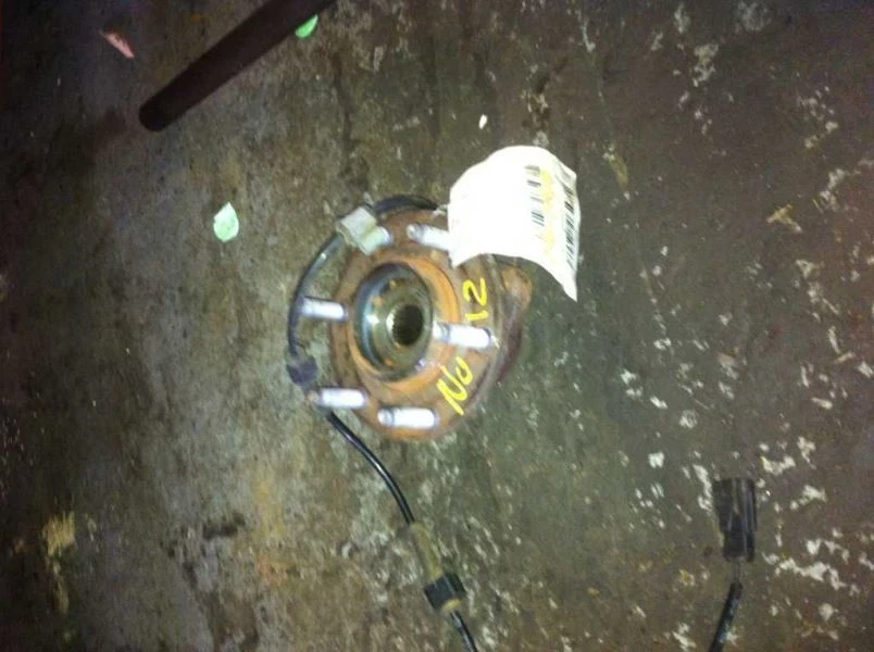 Buje delantero GMC Envoy 02-09 Foto 4 de 4