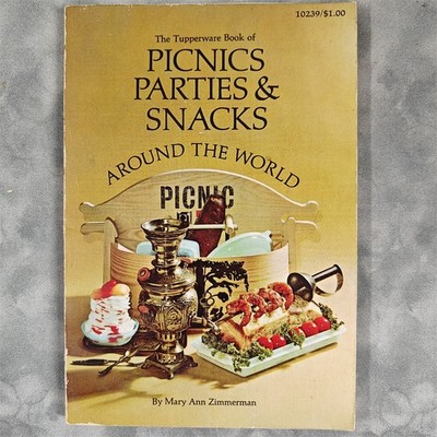 1967 Tupperware Picnics Parties & Snacks Around the World Cookbook PB Vintage