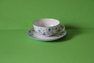 Rosenthal Arzberg Form 1382 Blaublüten Espresso-Untertasse 12cm Keramische Konstruktion Porzellan Geblümt Flowery Café Style Dishware Plate Dessertteller