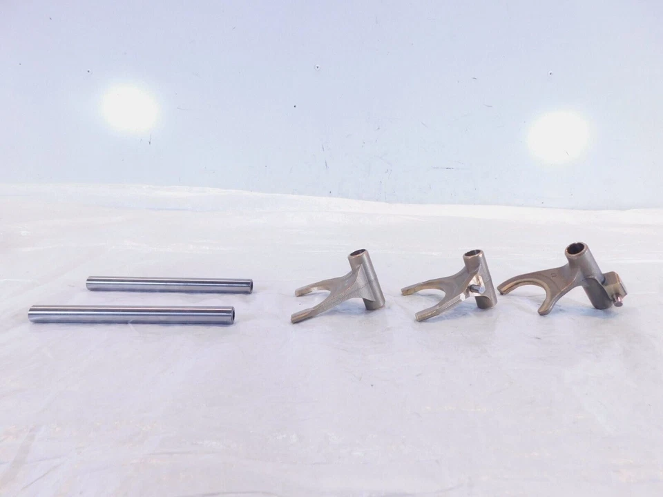 Horquillas de cambio de marchas de transmisión Harley Davidson Sportster 883 y 1200 Foto 4 de 4